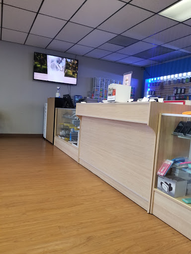 Cell Phone Store «Cell Phone Doctor Fairfield ohio», reviews and photos, 5128 Pleasant Ave, Fairfield, OH 45014, USA