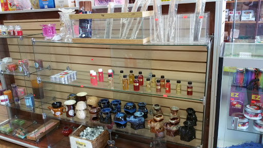 Tobacco Shop «Halaby Tobacco Co», reviews and photos, 9024 Venice Blvd, Culver City, CA 90232, USA