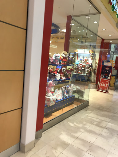 Shopping Mall «Westfield Montgomery», reviews and photos, 7101 Democracy Blvd, Bethesda, MD 20817, USA