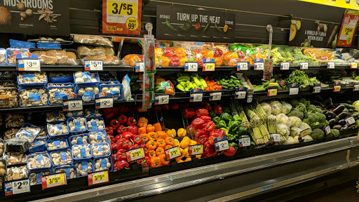 Grocery Store «Stop & Shop», reviews and photos, 130 Skyline Dr, Ringwood, NJ 07456, USA