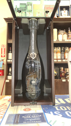 Wine Store «Mega Liquors & Wine», reviews and photos, 8525 Bird Rd, Miami, FL 33155, USA