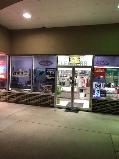 Dry Cleaner «Carillon Cleaners», reviews and photos, 426 N Weber Rd, Romeoville, IL 60446, USA