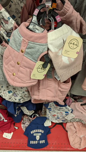 Pet Supply Store «Petco Animal Supplies», reviews and photos, 4217 W Wendover Ave G, Greensboro, NC 27407, USA