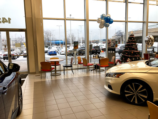 Nissan Dealer «Thomas Nissan», reviews and photos, 1427 N Larkin Ave, Joliet, IL 60435, USA