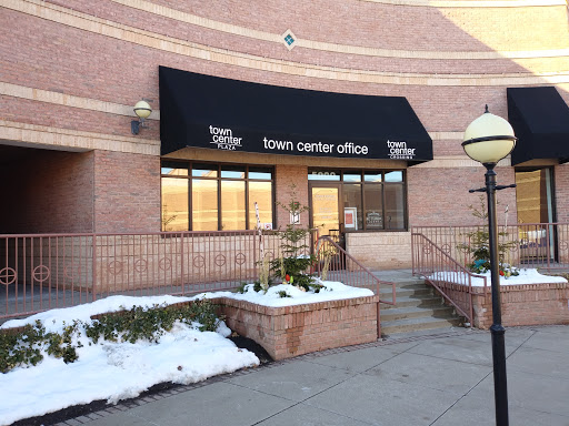 Shopping Mall «Town Center Plaza», reviews and photos, 5000 W 119th St, Leawood, KS 66209, USA