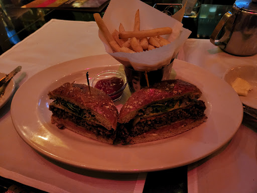 Restaurant «The Cheesecake Factory», reviews and photos, 9309 SW Washington Square Rd, Tigard, OR 97223, USA