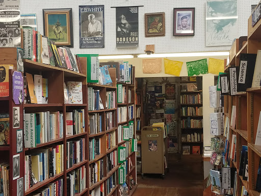 Book Store «Walden Pond Bookstore», reviews and photos, 3316 Grand Ave, Oakland, CA 94610, USA