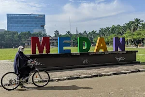 Lapangan Merdeka image