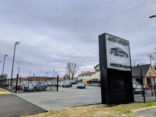 Used Car Dealer «Autoworld of Winston-Salem», reviews and photos, 345 Peters Creek Pkwy, Winston-Salem, NC 27101, USA