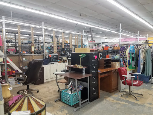 Thrift Store «Uniquely Odd Thrift Shop», reviews and photos, 14 Commercial Plaza, Elkton, MD 21921, USA