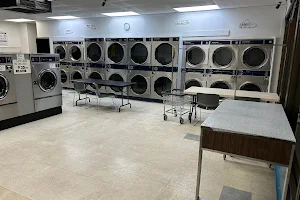 Loads of Fun Laundromat image