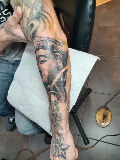 Explore large tattoo ideas, creative tattoo ideas in Saint Louis, available at TRX Tattoos & Piercings