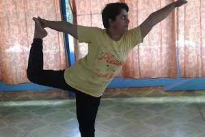 Santhi yoga teacher training institute image