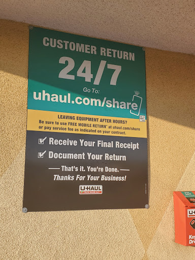 Truck Rental Agency «U-Haul Moving & Storage of Inglewood», reviews and photos, 964 South La Brea Ave, Inglewood, CA 90301, USA