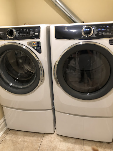 Appliance Store «Len Harris Appliances», reviews and photos, 77-30 164th St, Fresh Meadows, NY 11366, USA