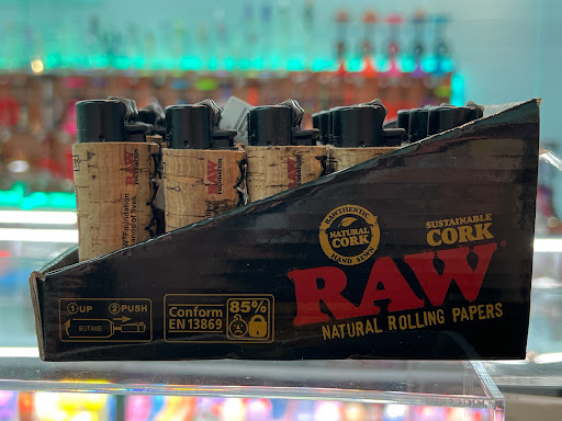 Vaporizer Store «27 Vape & Smoke», reviews and photos, 5268 S 27th St, Milwaukee, WI 53221, USA