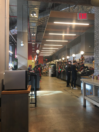 Supermarket «Foodcellar & Co.», reviews and photos, 43-18 Crescent St, Long Island City, NY 11101, USA