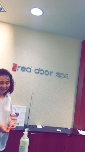 Day Spa «The Red Door Salon & Spa», reviews and photos, 1401 Pennsylvania Ave NW, Washington, DC 20004, USA