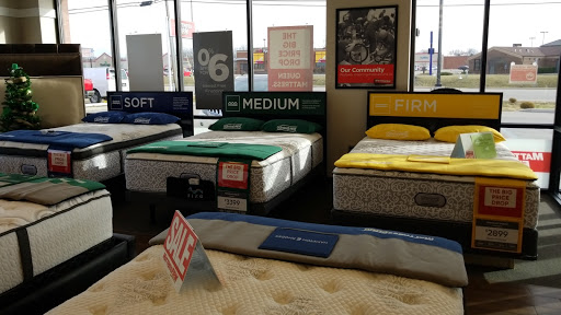 Mattress Store «Mattress Firm Richmond», reviews and photos, 4404 National Rd E, Richmond, IN 47374, USA