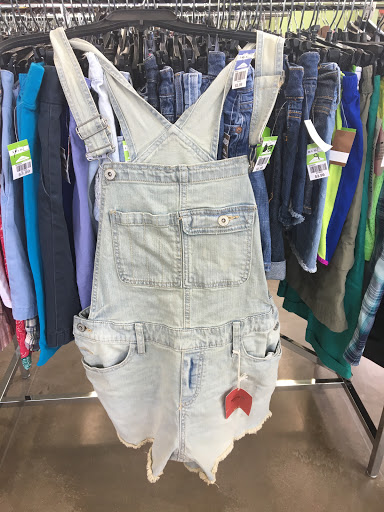 Thrift Store «Goodwill Store», reviews and photos, 1602 W McClain Ave, Scottsburg, IN 47170, USA