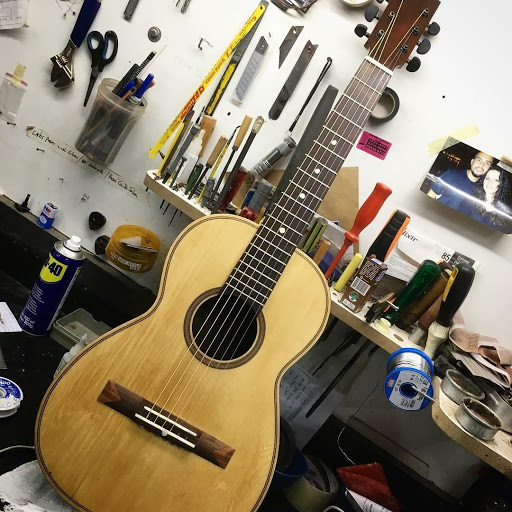 Logo da empresa - S. Dias Luthier
