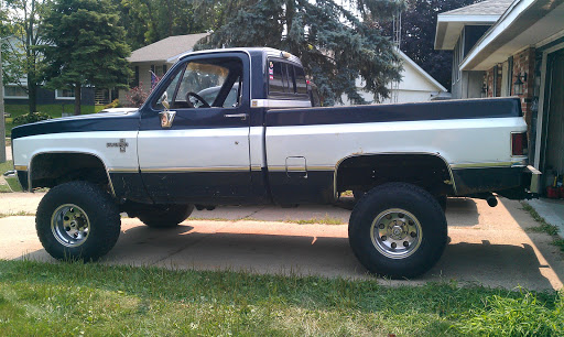 Tire Shop «Discount Tire Store - Spring Hill, TN», reviews and photos, 3000 Belshire Village Dr, Spring Hill, TN 37174, USA