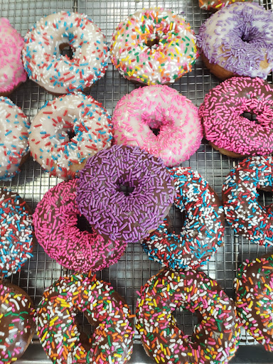 Best Donuts, 859 E Stanley Blvd, Livermore, CA 94550, USA, 