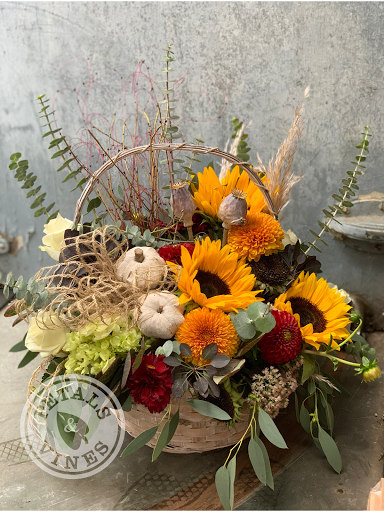 Florist «Petals & Vines», reviews and photos, 410 Main St E, Monmouth, OR 97361, USA