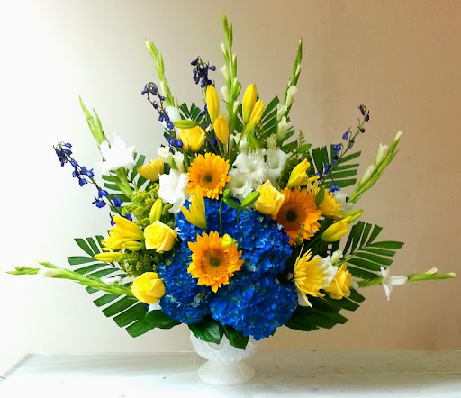 Florist «Twin Towers Florist *FLOWERS*», reviews and photos, 1000 Wilson Blvd m735, Arlington, VA 22209, USA