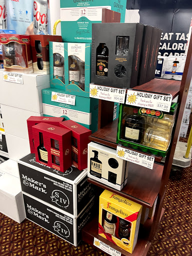 Liquor Store «M & R Liquors», reviews and photos, 206 Buckland Rd, South Windsor, CT 06074, USA