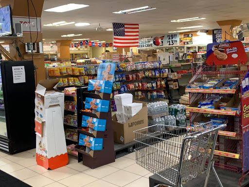 Grocery Store «World Famous State Line Market», reviews and photos, 24 Bridge St, Pelham, NH 03076, USA