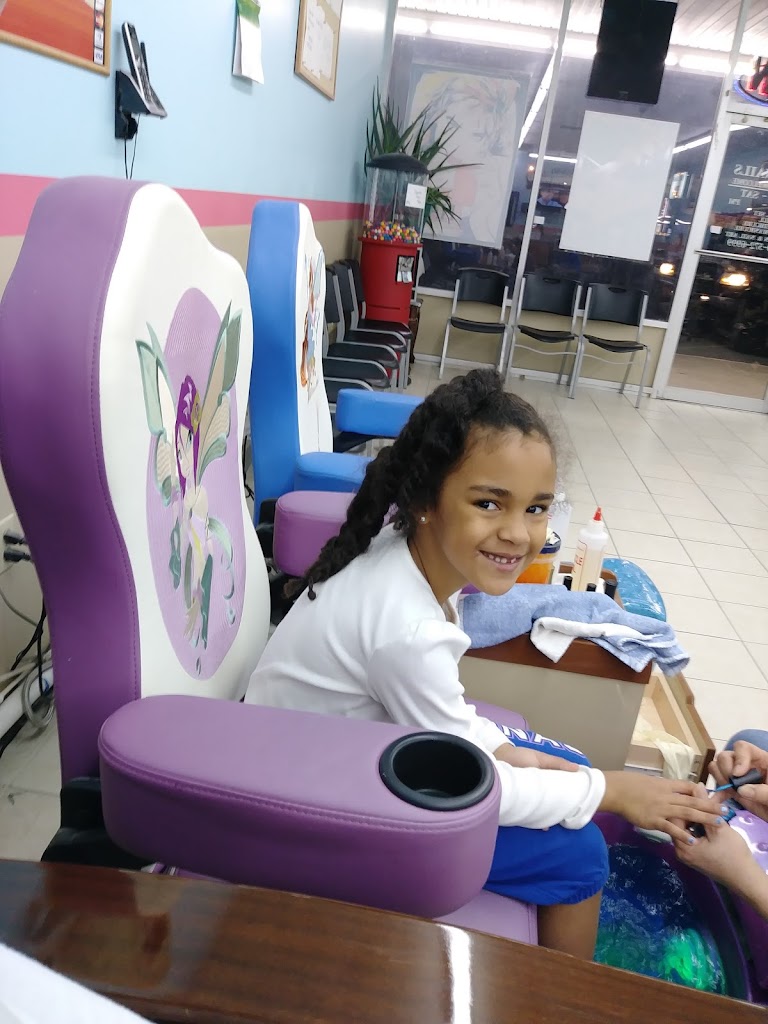T&T Nails and Spa 72390