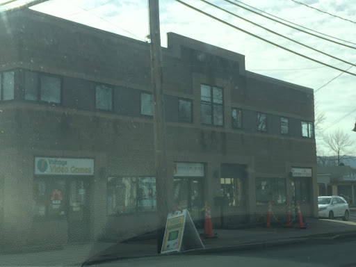 Video Game Store «Voltage Video Games», reviews and photos, 122 E Seneca St, Manlius, NY 13104, USA