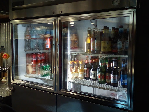 Barbecue Restaurant «Warthog Barbeque Pit», reviews and photos, 4921 20th St E, Fife, WA 98424, USA