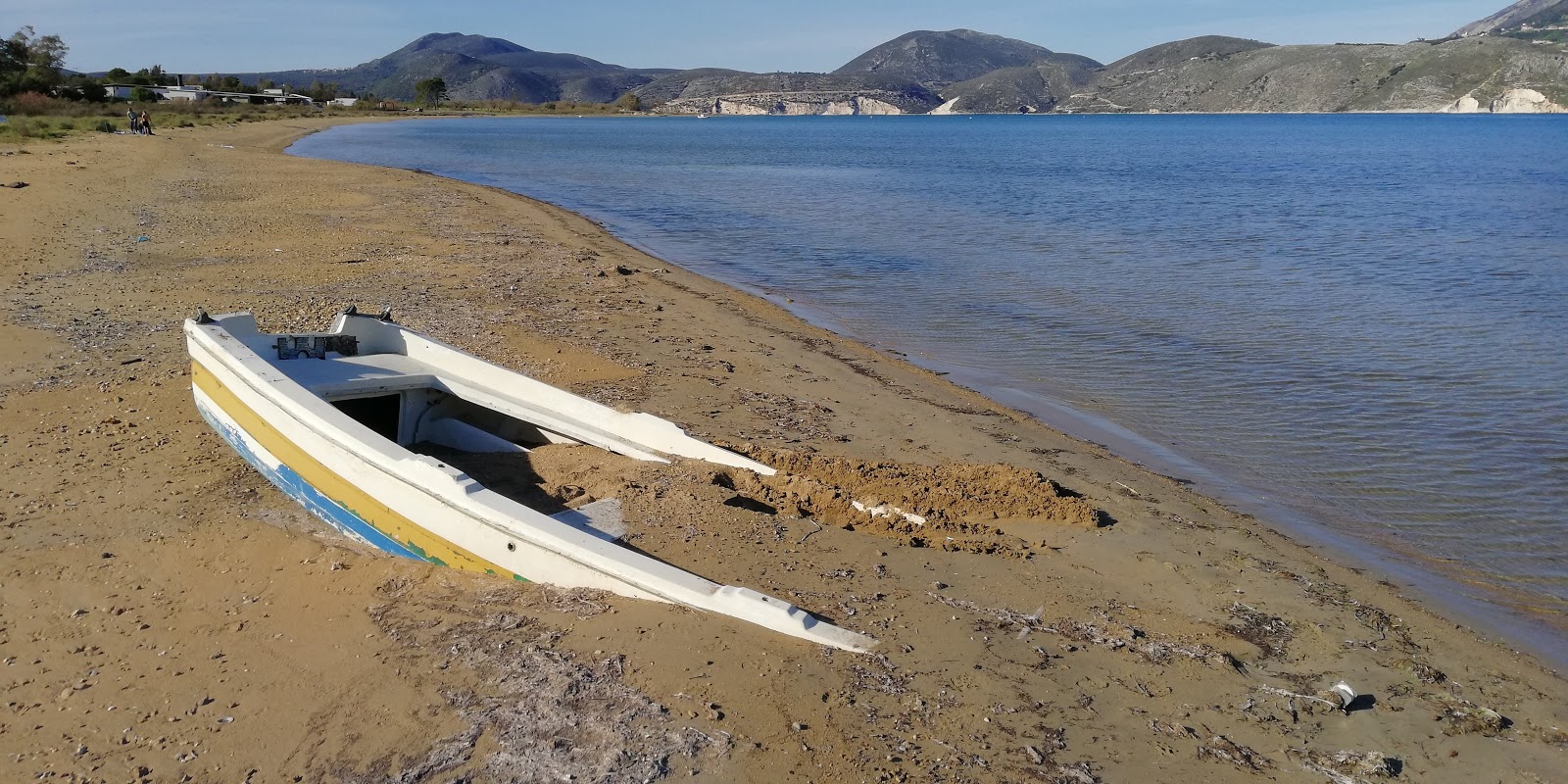 Foto af Variko beach og bosættelsen