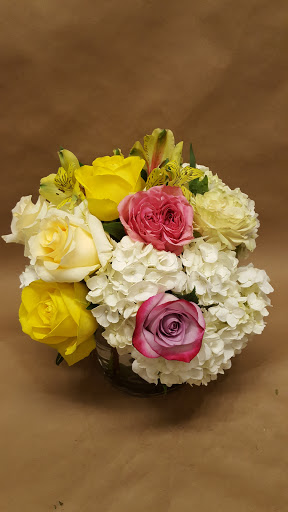 Florist «Price Davis Florist», reviews and photos, 1166 Burke St, Winston-Salem, NC 27101, USA