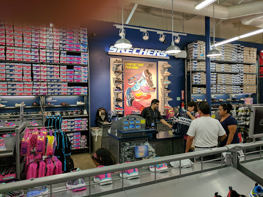 SKECHERS Factory Outlet