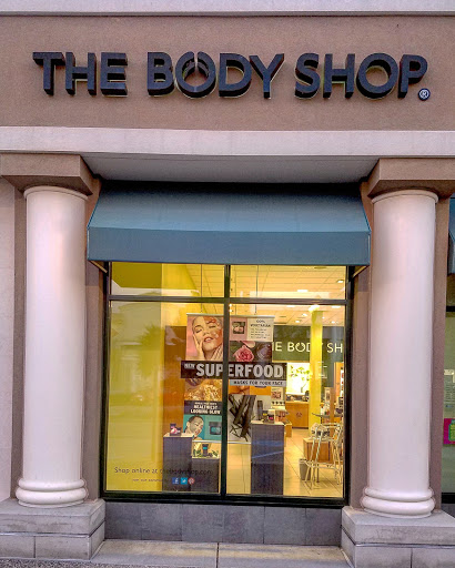 Shopping Mall «The Shops At Fallen Timbers», reviews and photos, 3100 Main St #1599, Maumee, OH 43537, USA