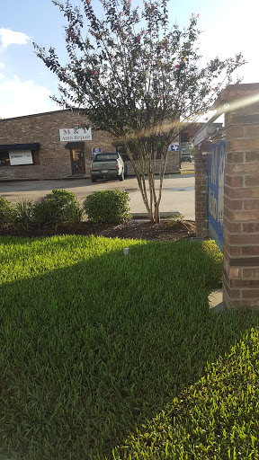 Auto Repair Shop «M & T Auto Repair», reviews and photos, 11010 Eagle Dr, Mont Belvieu, TX 77523, USA