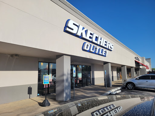 Shoe Store «SKECHERS Factory Outlet», reviews and photos, 1201 Airport Fwy #185, Euless, TX 76040, USA