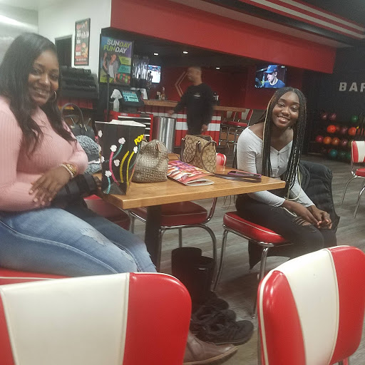 Bowling Alley «AMF Dale City Lanes», reviews and photos, 4304 Dale Blvd, Woodbridge, VA 22193, USA