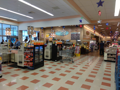 Grocery Store «Market Basket», reviews and photos, 110 Market Pl Dr, Waltham, MA 02451, USA