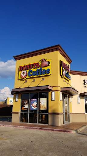 Donut Shop «Donuts-N-Coffee», reviews and photos, 3232 W Illinois Ave # 100, Dallas, TX 75211, USA