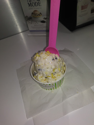 Ice Cream Shop «Creamistry», reviews and photos, 9218 Potranco Rd #104, San Antonio, TX 78251, USA