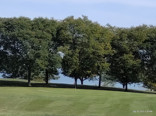 Public Golf Course «Warnimont Golf Course», reviews and photos, 5400 S Lake Dr, Cudahy, WI 53110, USA
