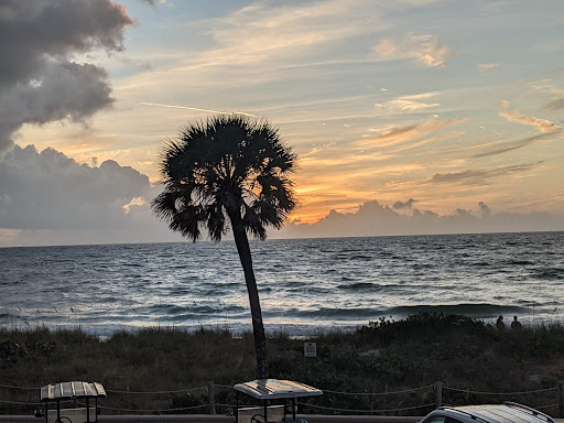 Public Beach «Pass-A-Grille Beach», reviews and photos, 113 11th Ave, Pass-A-Grille Historic District, FL 33706, USA