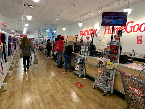 Department Store «T.J. Maxx & HomeGoods», reviews and photos, 105 Middlesex Ave, Somerville, MA 02145, USA