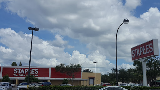 Office Supply Store «Staples», reviews and photos, 101 W Vine St, Kissimmee, FL 34741, USA
