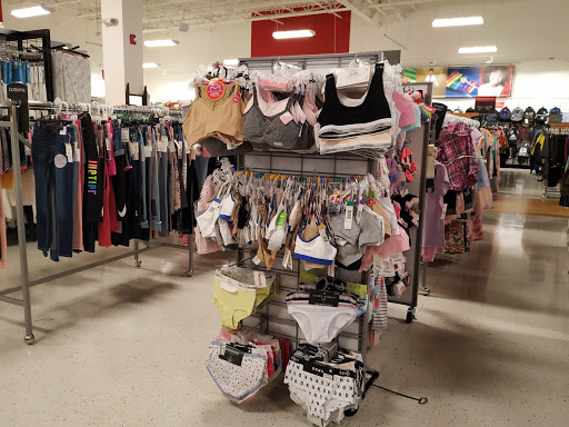 Department Store «T.J. Maxx», reviews and photos, 124 Danbury Rd, New Milford, CT 06776, USA