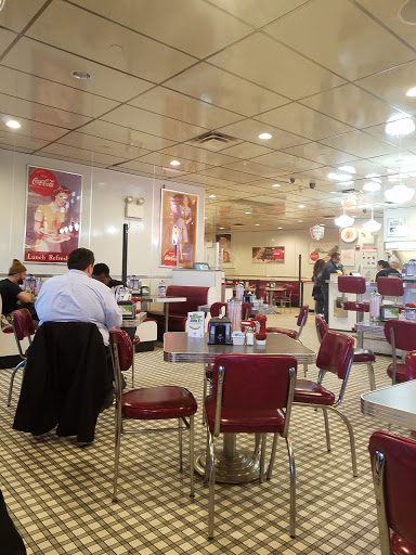 Shopping Mall «The Shops at Atlas Park», reviews and photos, 8000 Cooper Ave, Glendale, NY 11385, USA